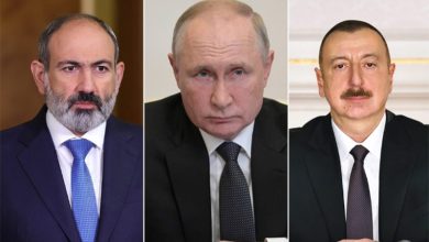الرئيس الروسي فلاديمير بوتين، والرئيس الأذري إلهام علييف ورئيس الوزراء الأرميني نيكول باشينيان