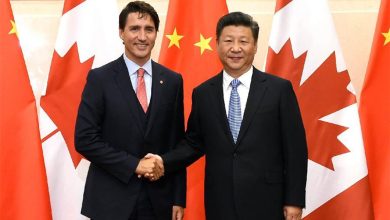 الزعيم الصيني شي جين بينغ ورئيس الوزراء الكندي جاستن ترودو