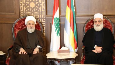 شيخ العقل ونائب رئيس المجلس الشيعي يدعوان لانتخاب رئيس وتشكيل حكومة تعالج الازمات المتفاقمة