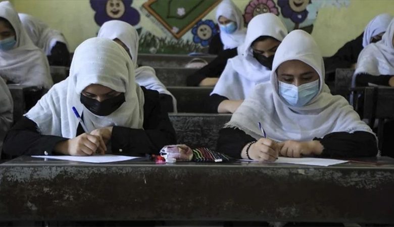 حظر التعليم الجامعي للنساء في أفغانستان
