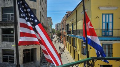 الولايات المتحدة تستأنف جميع خدمات تأشيرات الهجرة للكوبيين