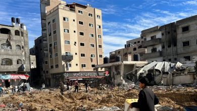 الدمار في محيط مستشفى كمال عدوان.